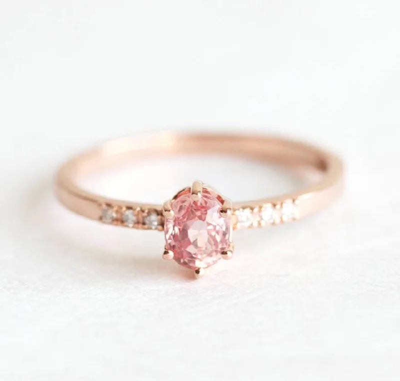 Vintage flair engagement rings-Eilian Peach Sapphire Diamond Ring