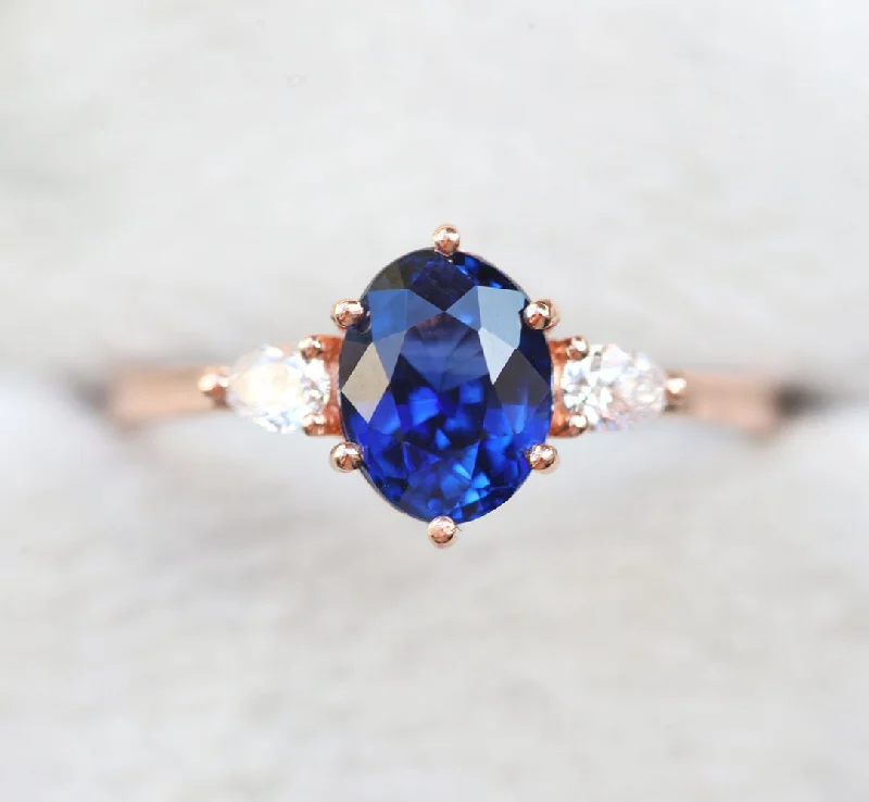 Princess cut engagement rings-Minerva Sapphire Diamond Ring