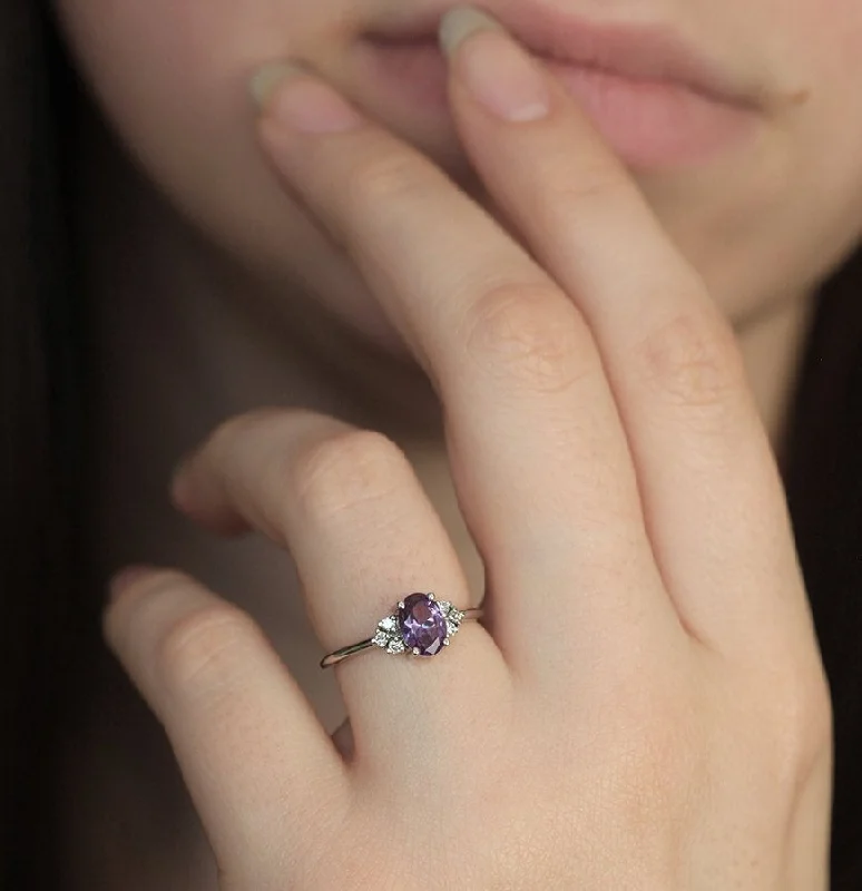 Cord edge engagement rings-Dora Lab Alexandrite & Diamond Ring