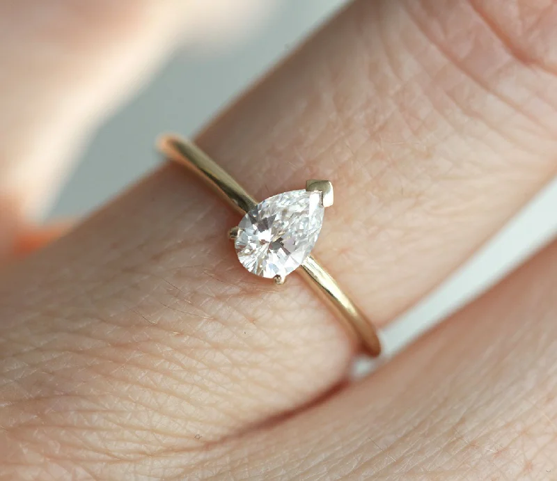 Organic shape engagement rings-Kristen Diamond Ring